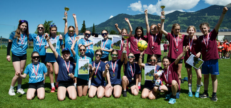 Erfolgreiches Faustballturnier in Nenzing Erfolgreiches Faustballturnier in Nenzing